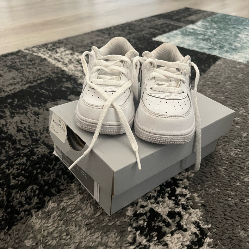 Authentic NIKE FORCE 1 (TD)